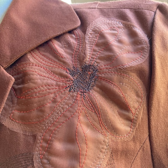 Studio Blazer - Picture 6 of 9